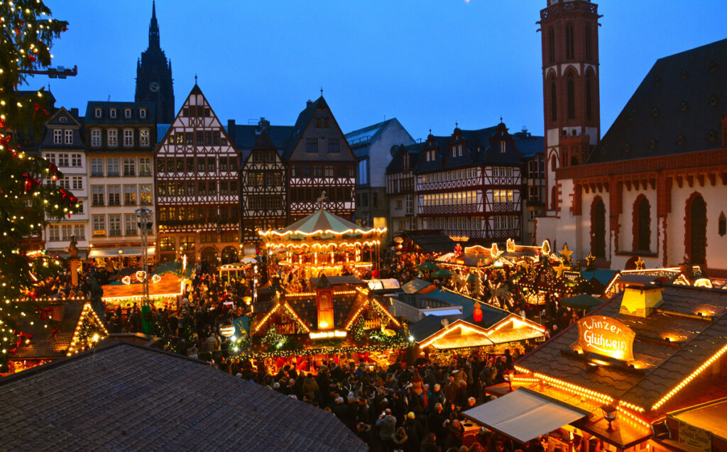 Christkindlmarkt zu Weihnachten.
(c) AdobeStock